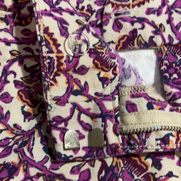 LOFT SHORTS SZ 4. Purple, orange, beige. - Picture 4 of 5